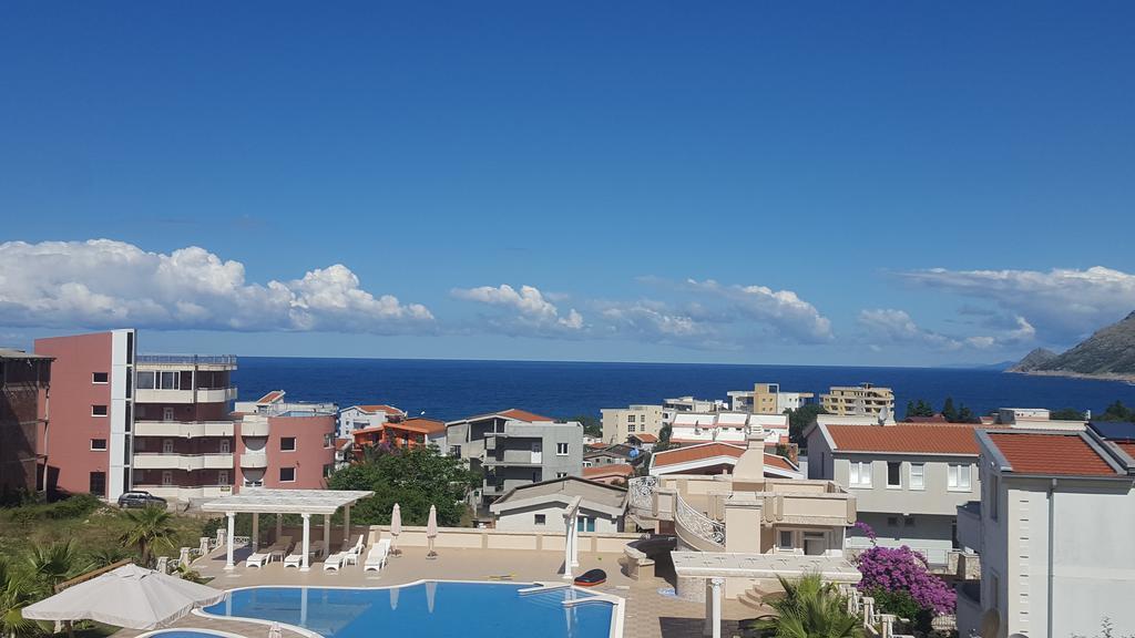 Apartments Diva Dobra Voda Dış mekan fotoğraf